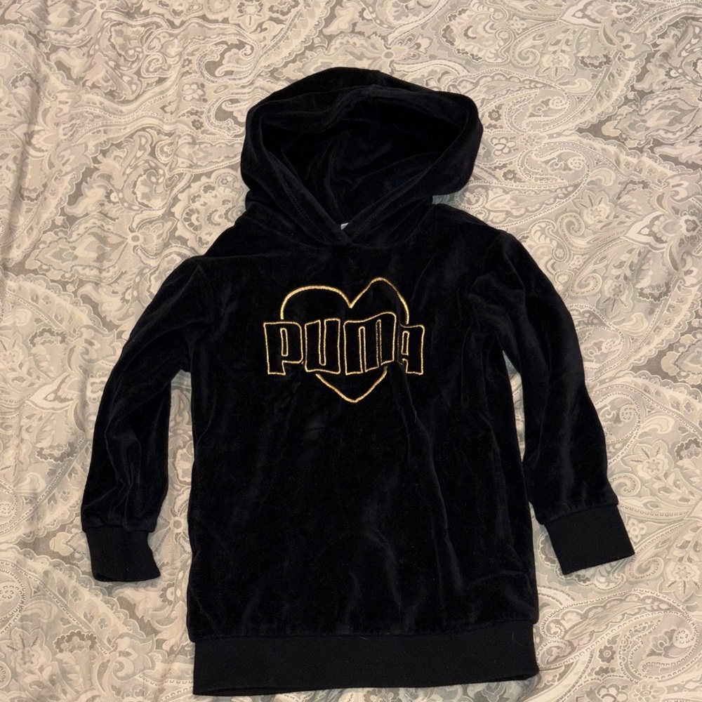 PUMA Kids Black and Gold Heart velour Hoodie